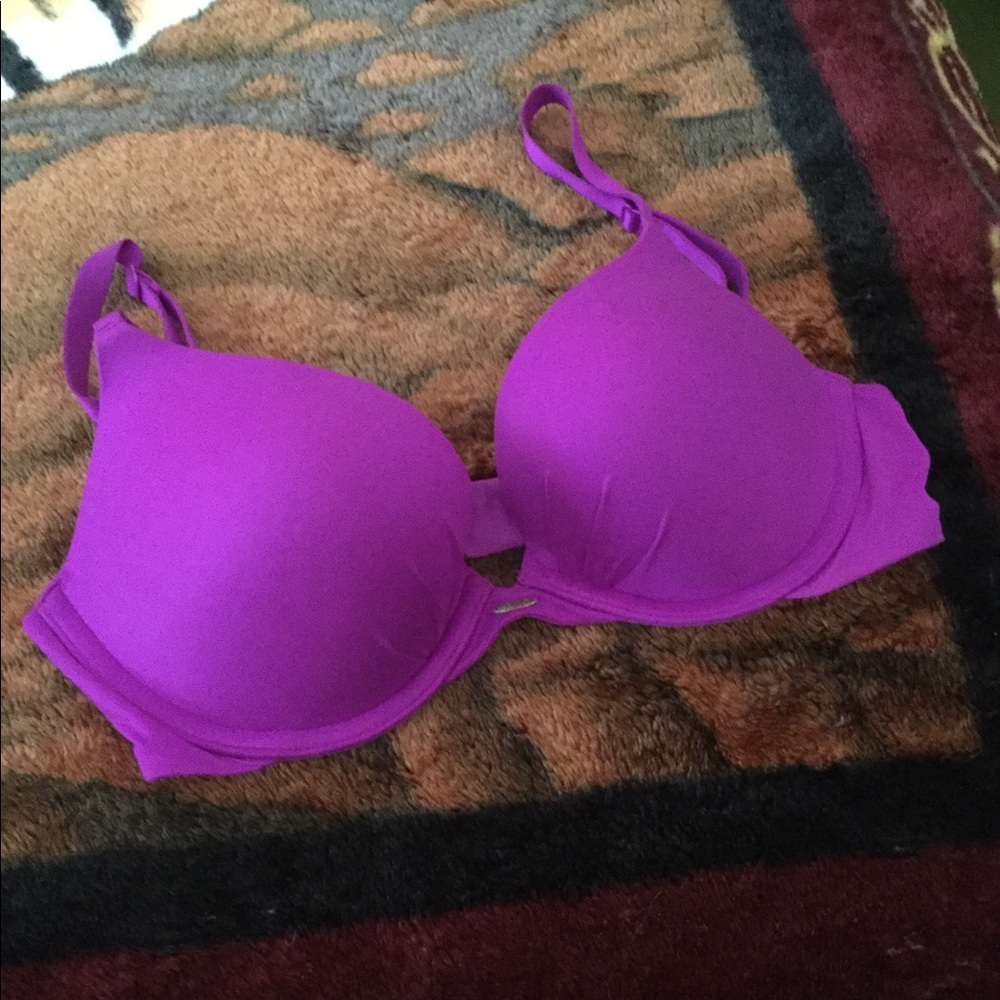 Victoria’s Secret bra